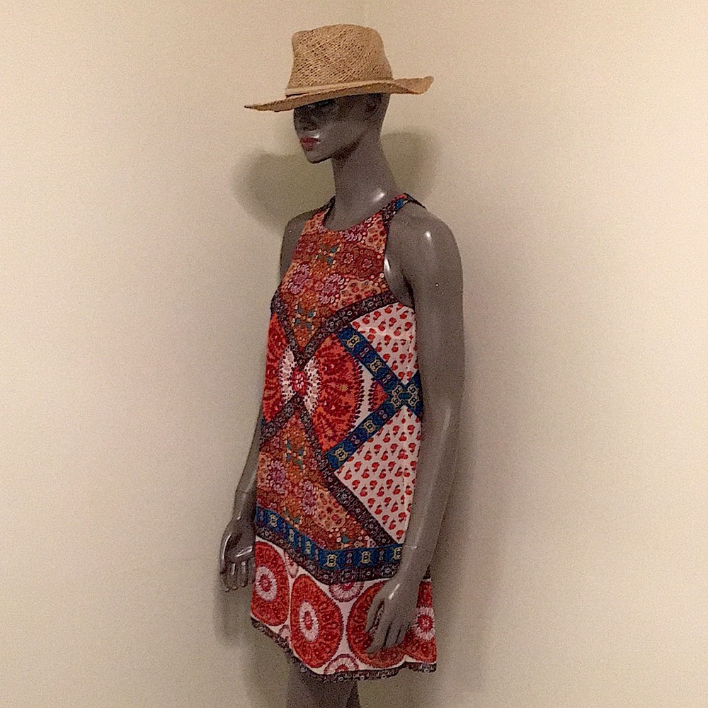 Dress - Picture 2 of 5